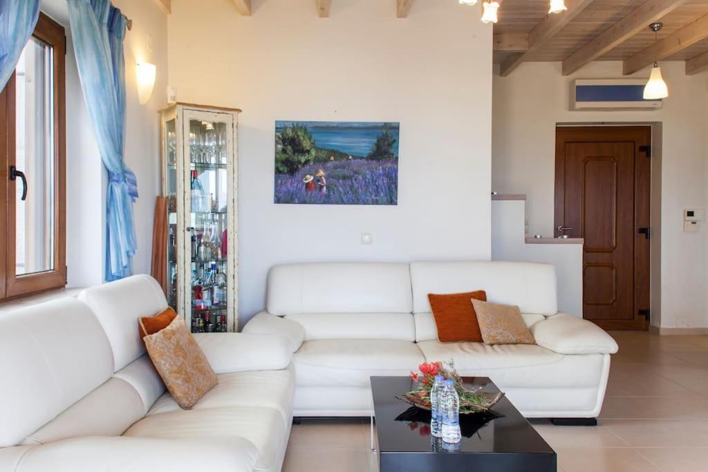 Luxury Villa Pantheon อาเยีย เปลาเยีย ภายนอก รูปภาพ